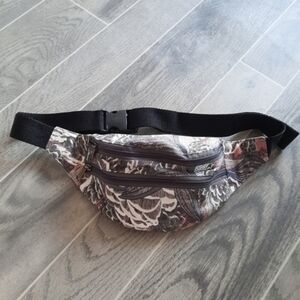 💙Fair Trade Empower Gray & Blush Fanny Pack